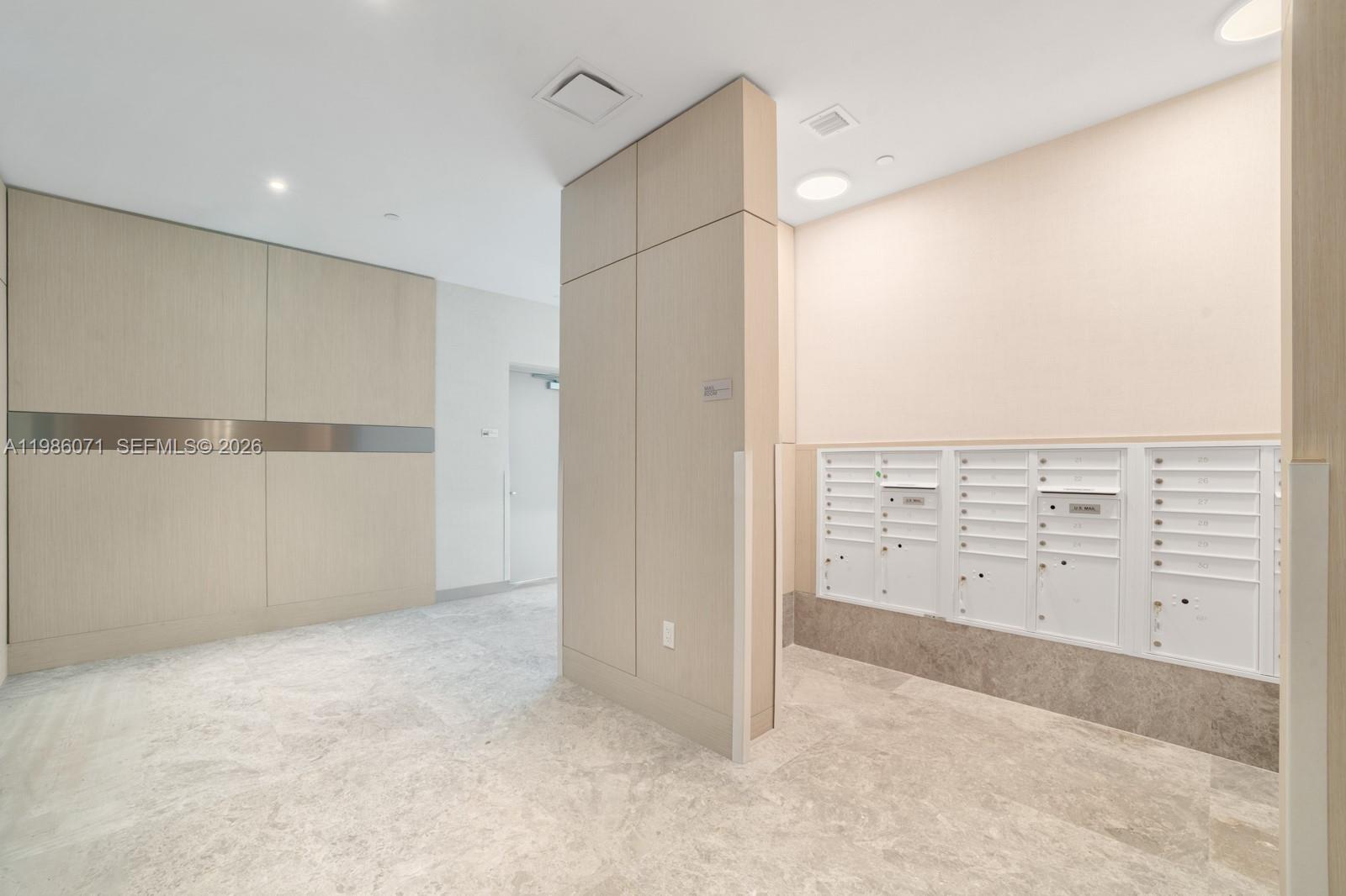 9221 E Bay Harbor Drive # 610