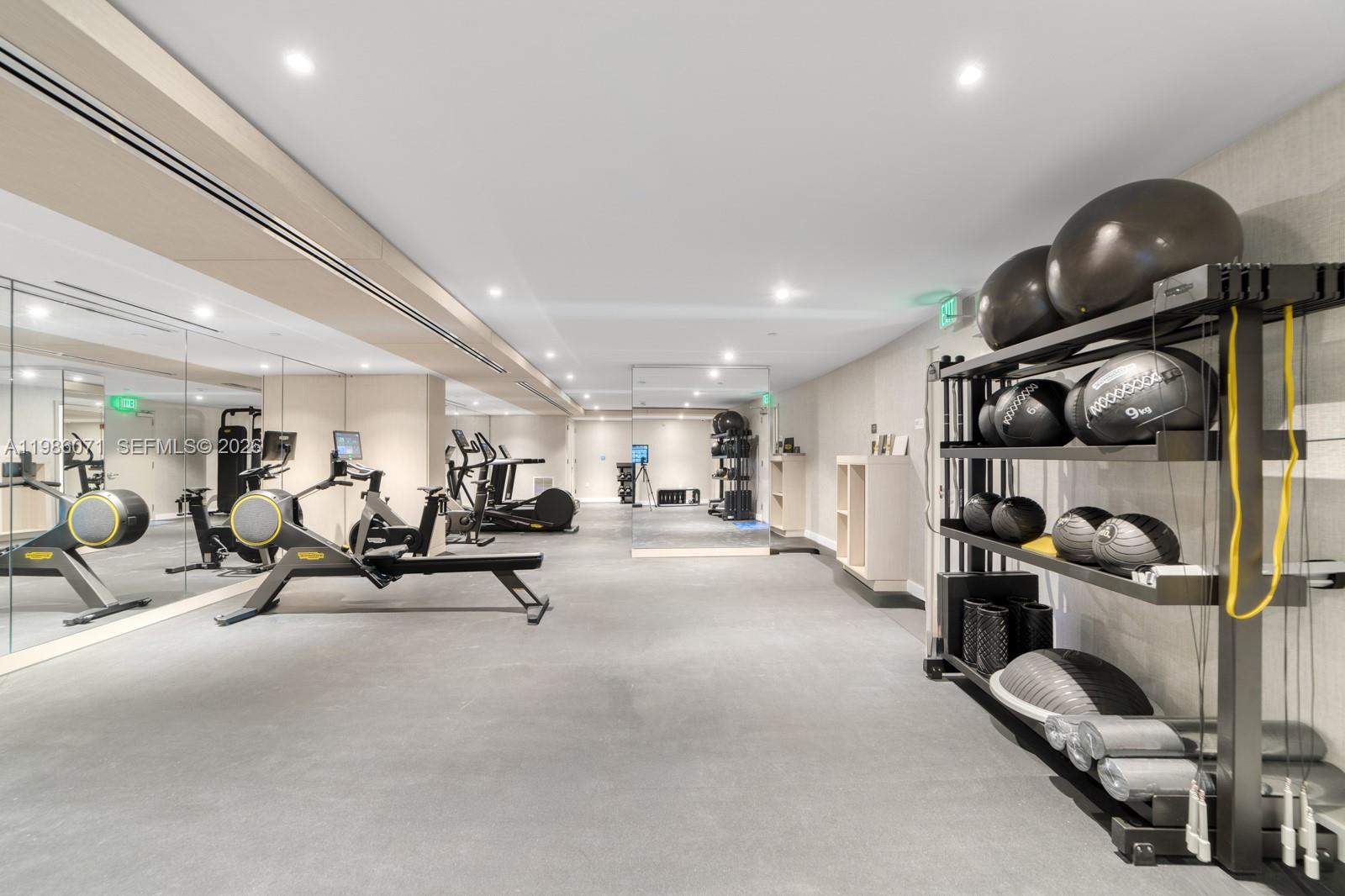 9221 E Bay Harbor Drive # 610