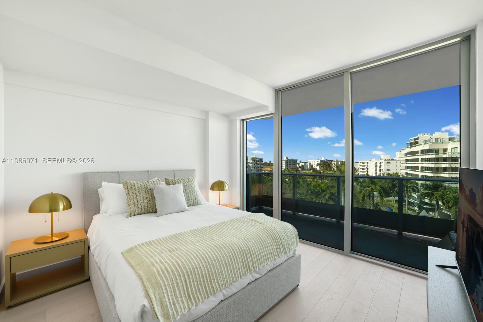 9221 E Bay Harbor Drive # 610