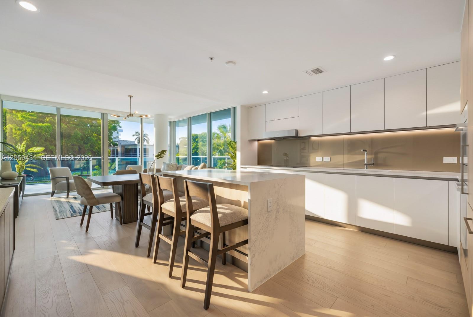 9221 E Bay Harbor Drive # 212