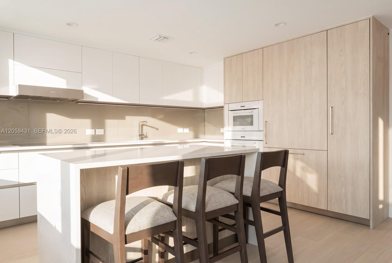 9221 E Bay Harbor Drive # 212