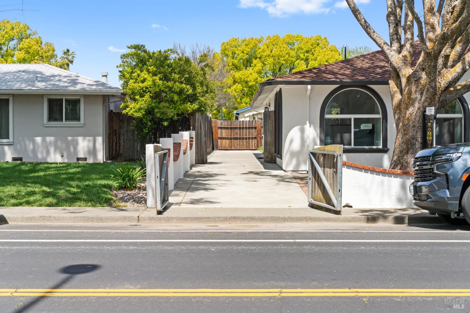 1649 California Drive