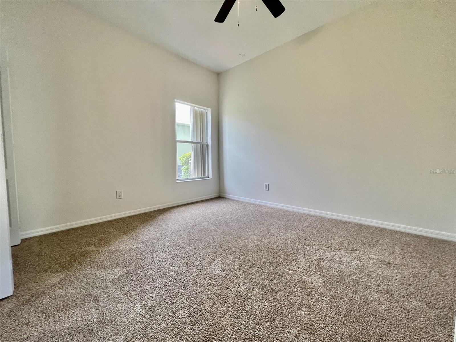 2844 BANYAN HILL LN