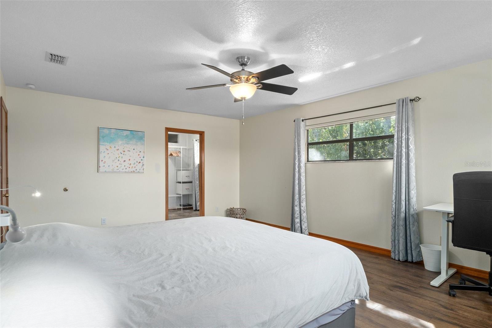 2015 BELMAR AVE