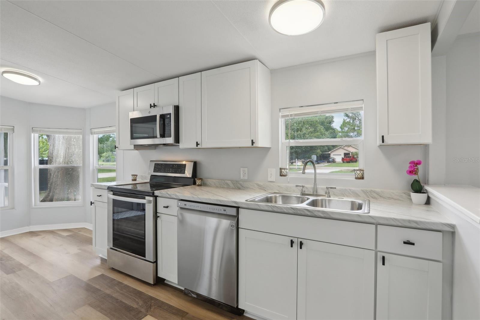 6544 WOODSMAN DR