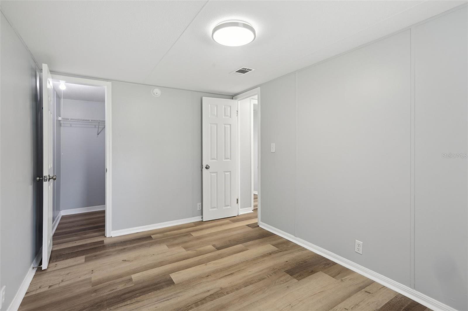 6544 WOODSMAN DR