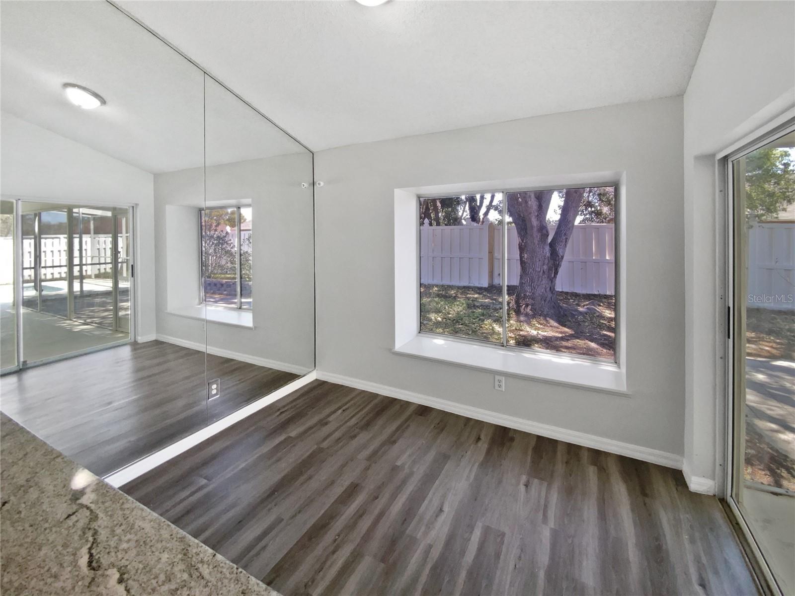 8080 SPANISH OAK DR