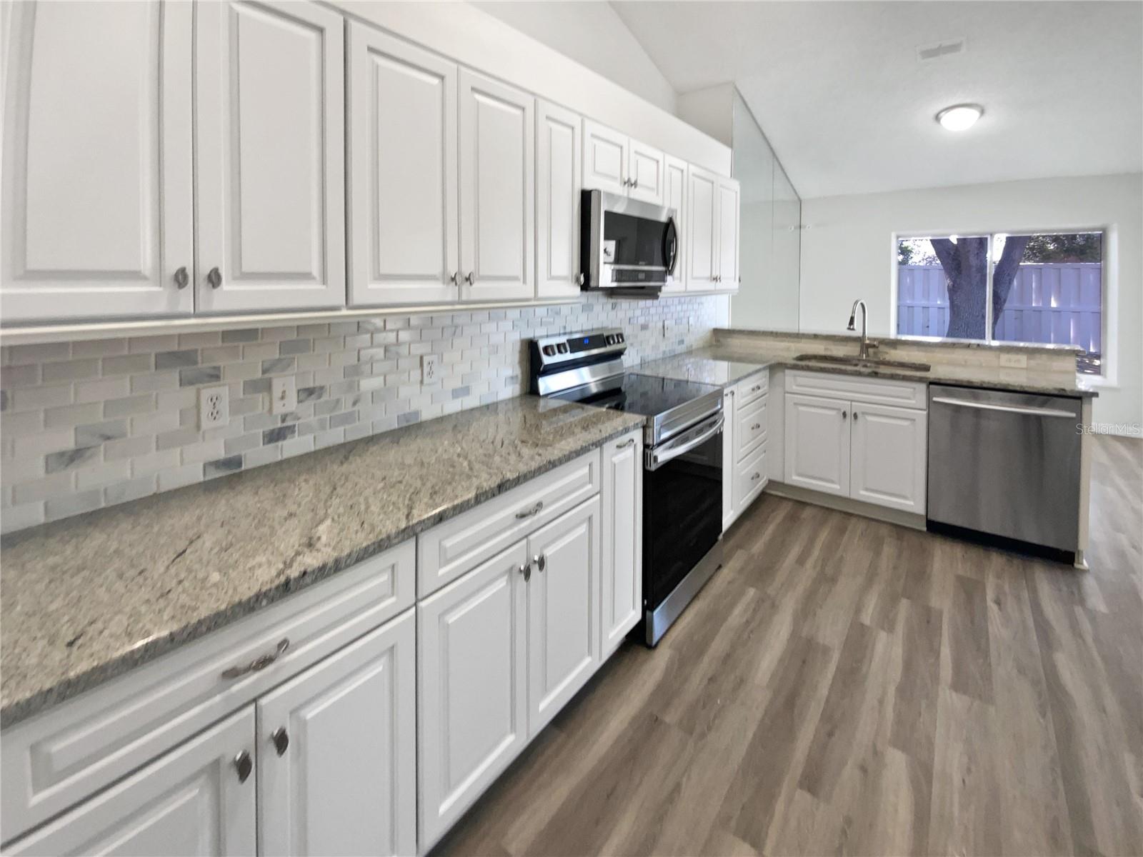 8080 SPANISH OAK DR