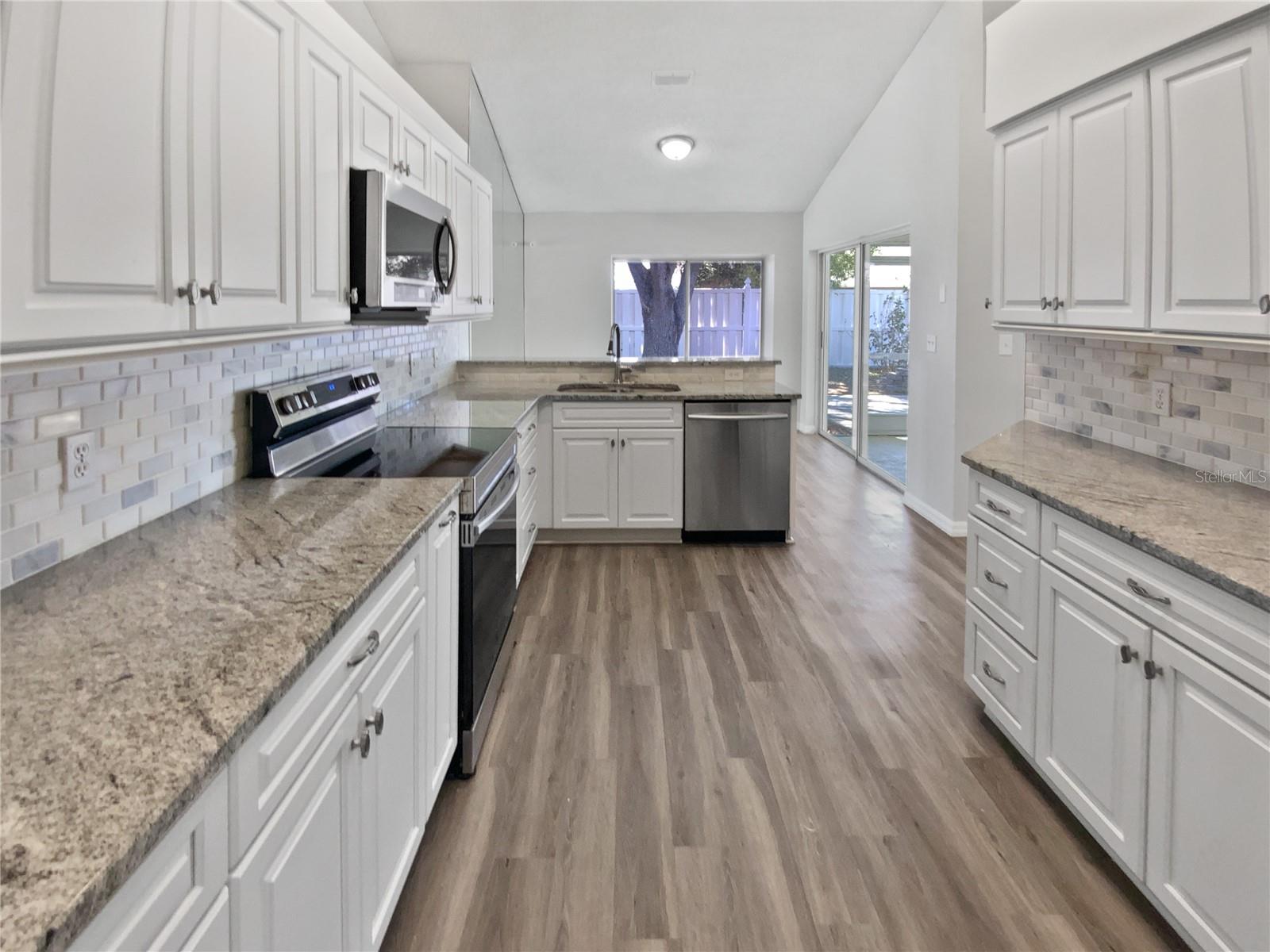 8080 SPANISH OAK DR