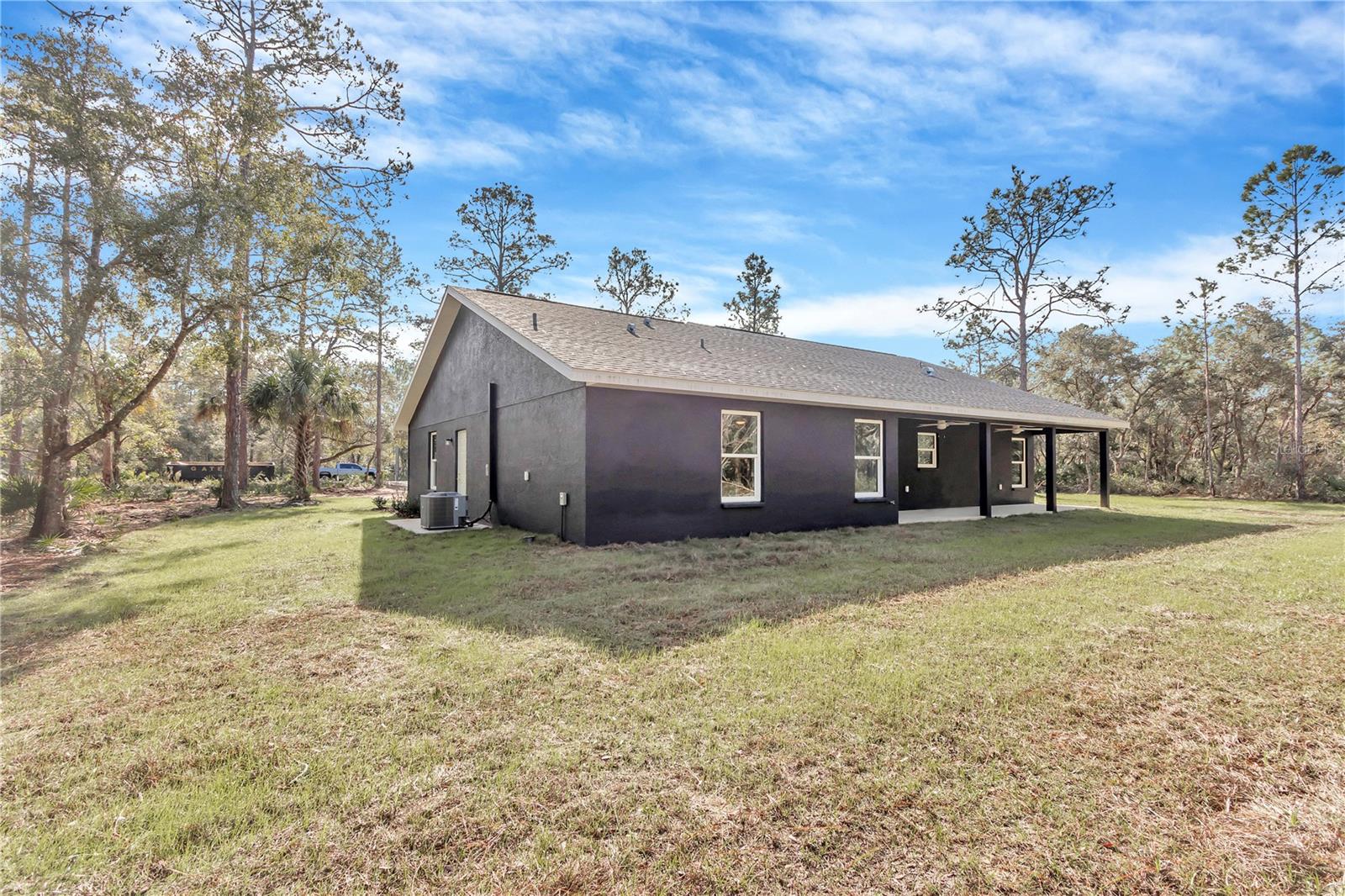 11315 W RIVERWOOD DR