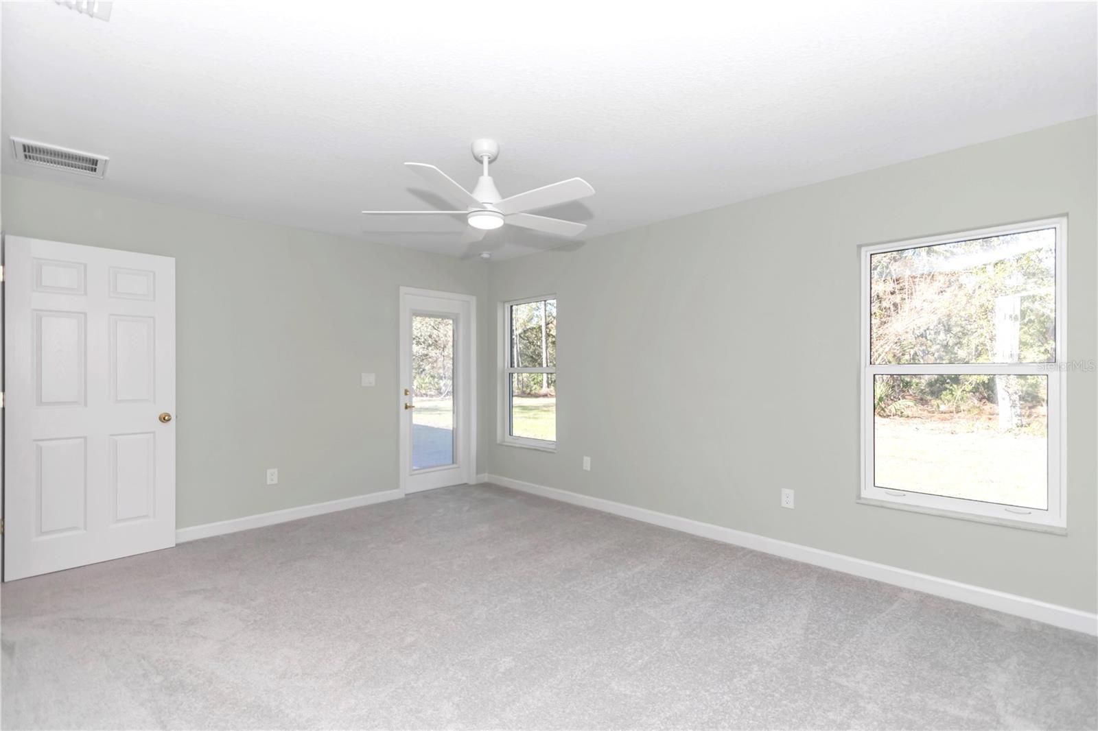 11315 W RIVERWOOD DR
