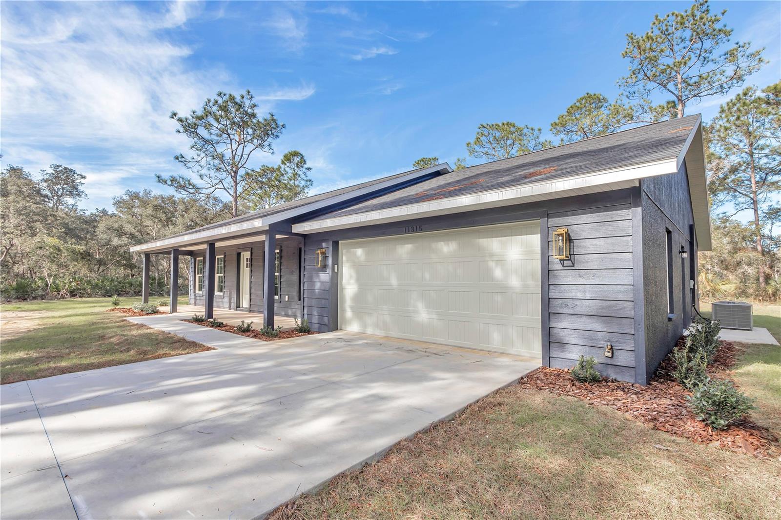 11315 W RIVERWOOD DR