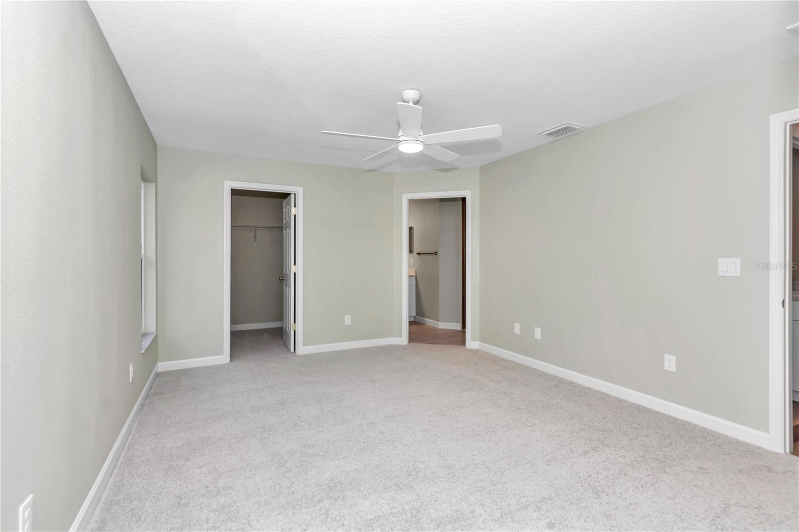 11315 W RIVERWOOD DR