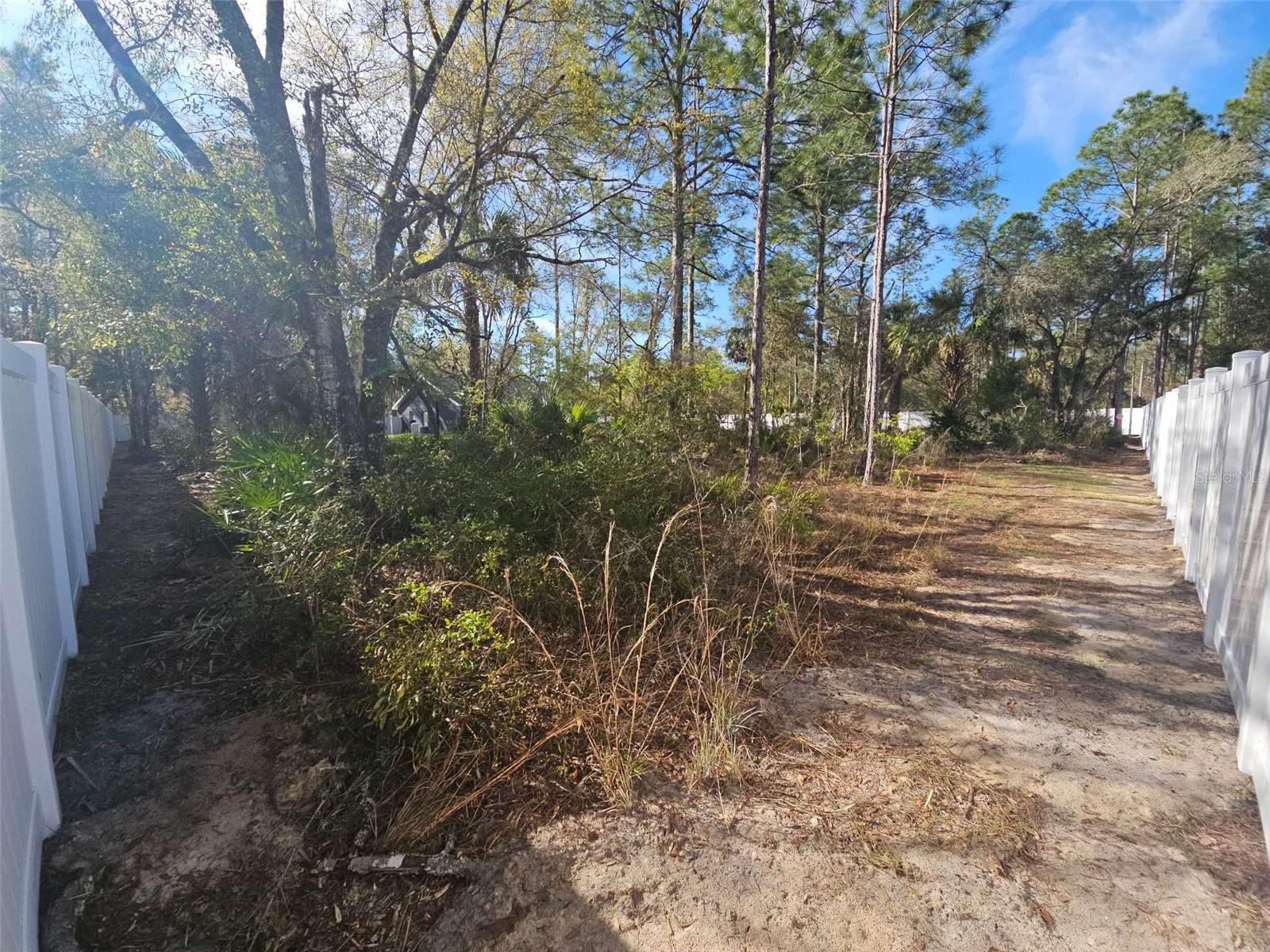 11315 W RIVERWOOD DR