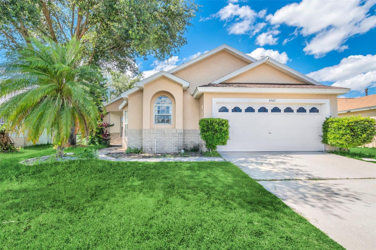 4507 OAKBROOK CT