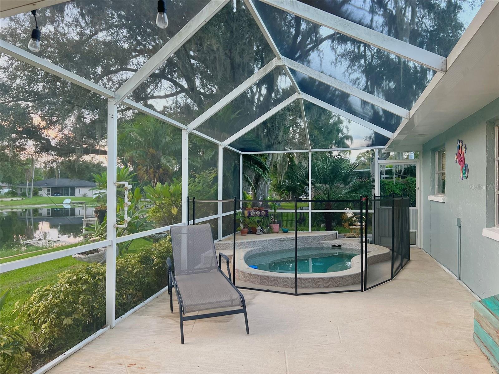 3341 LAKE SAXON DR