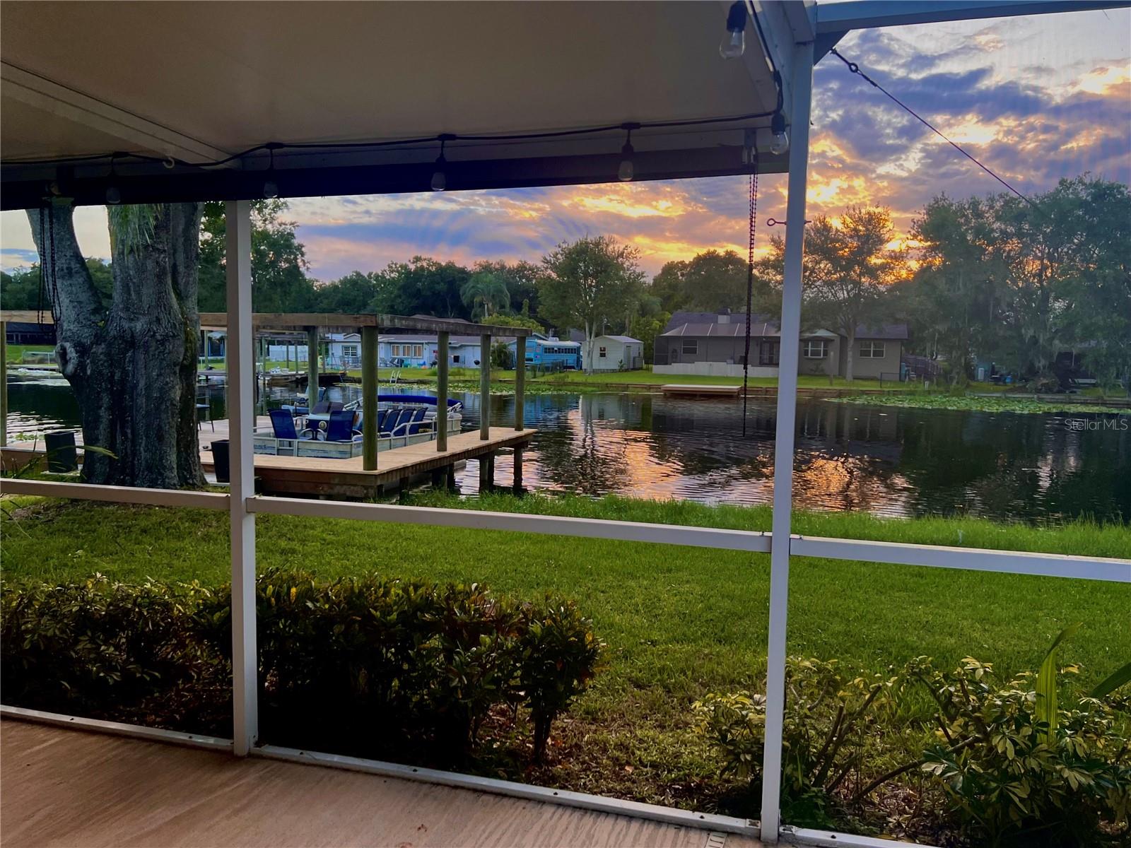 3341 LAKE SAXON DR
