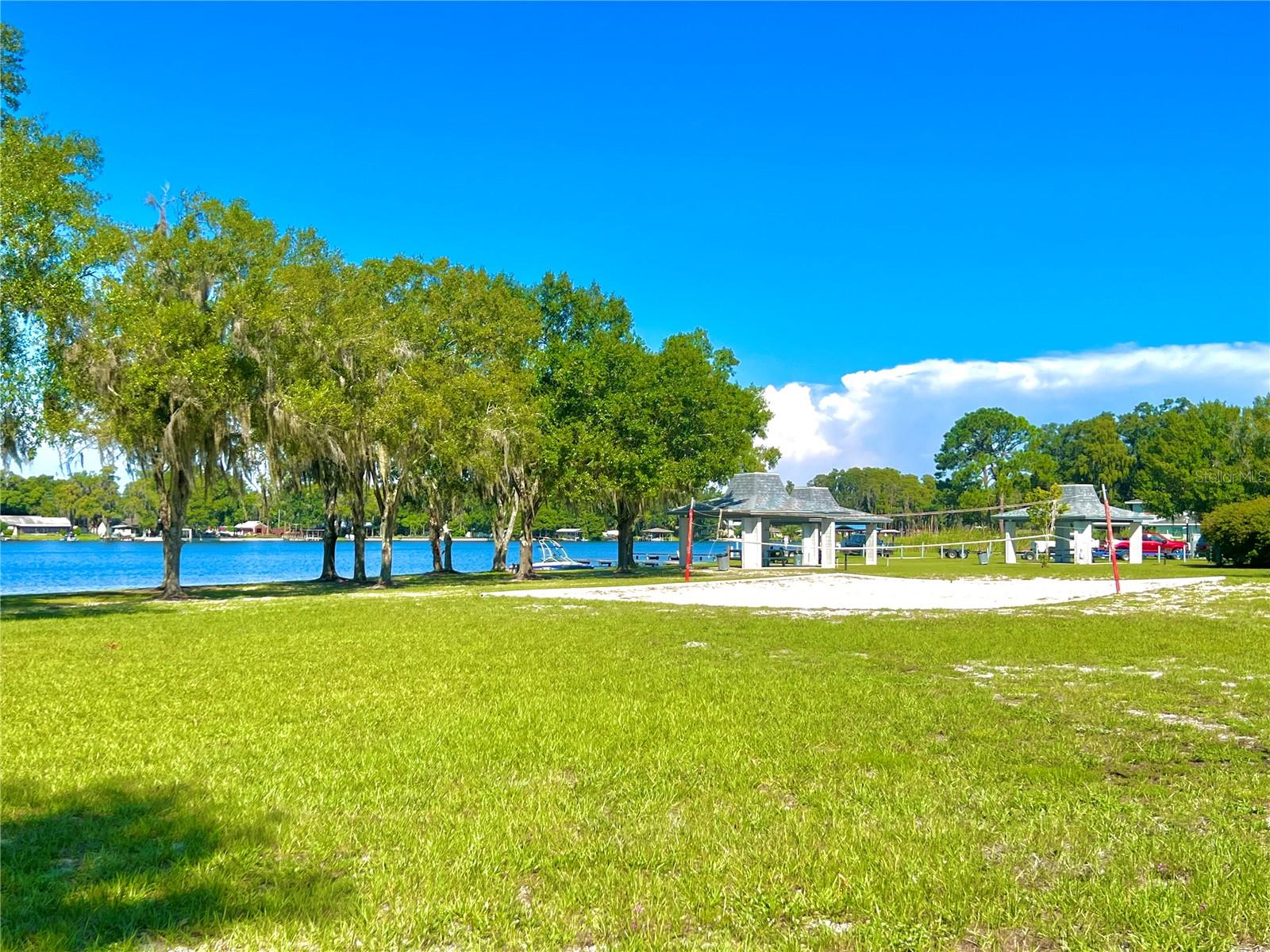 3341 LAKE SAXON DR
