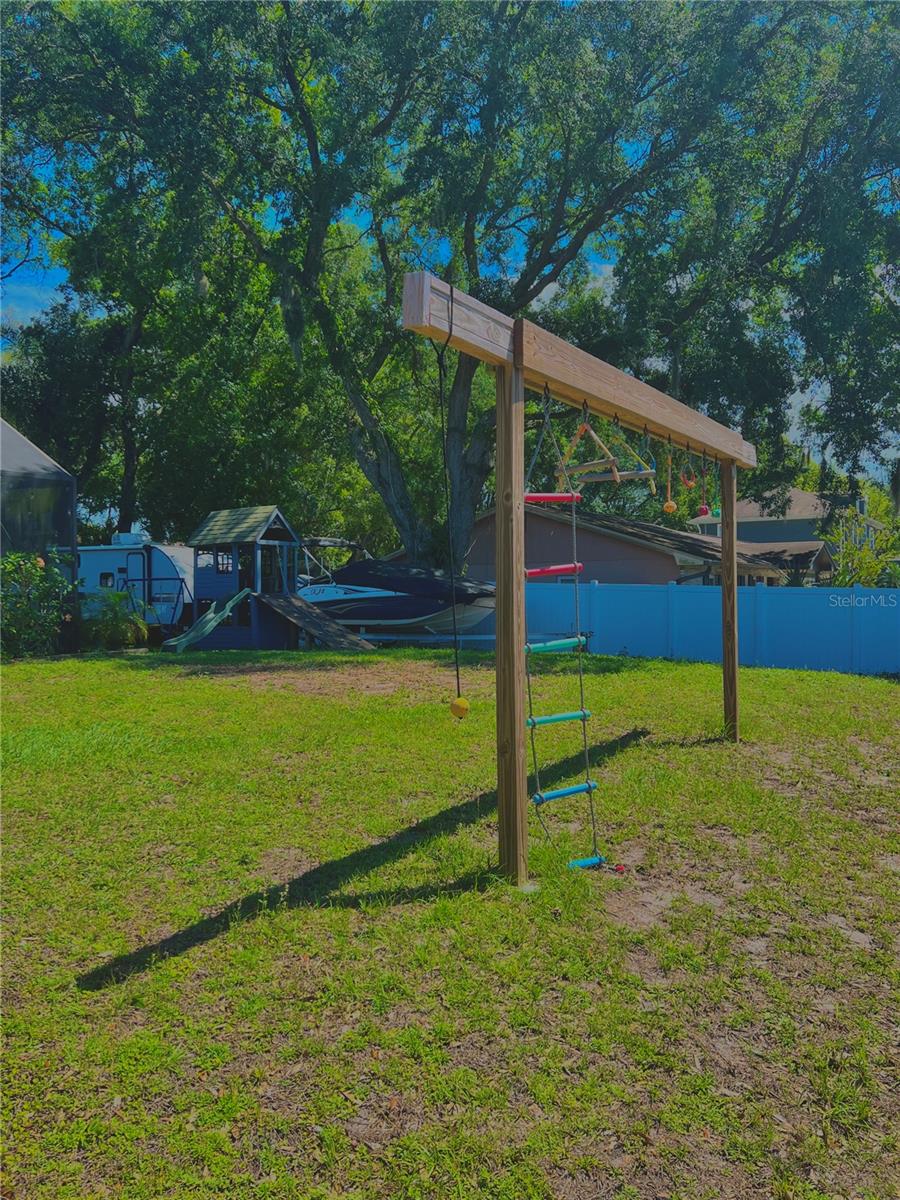 22038 HEATHERWOOD LN
