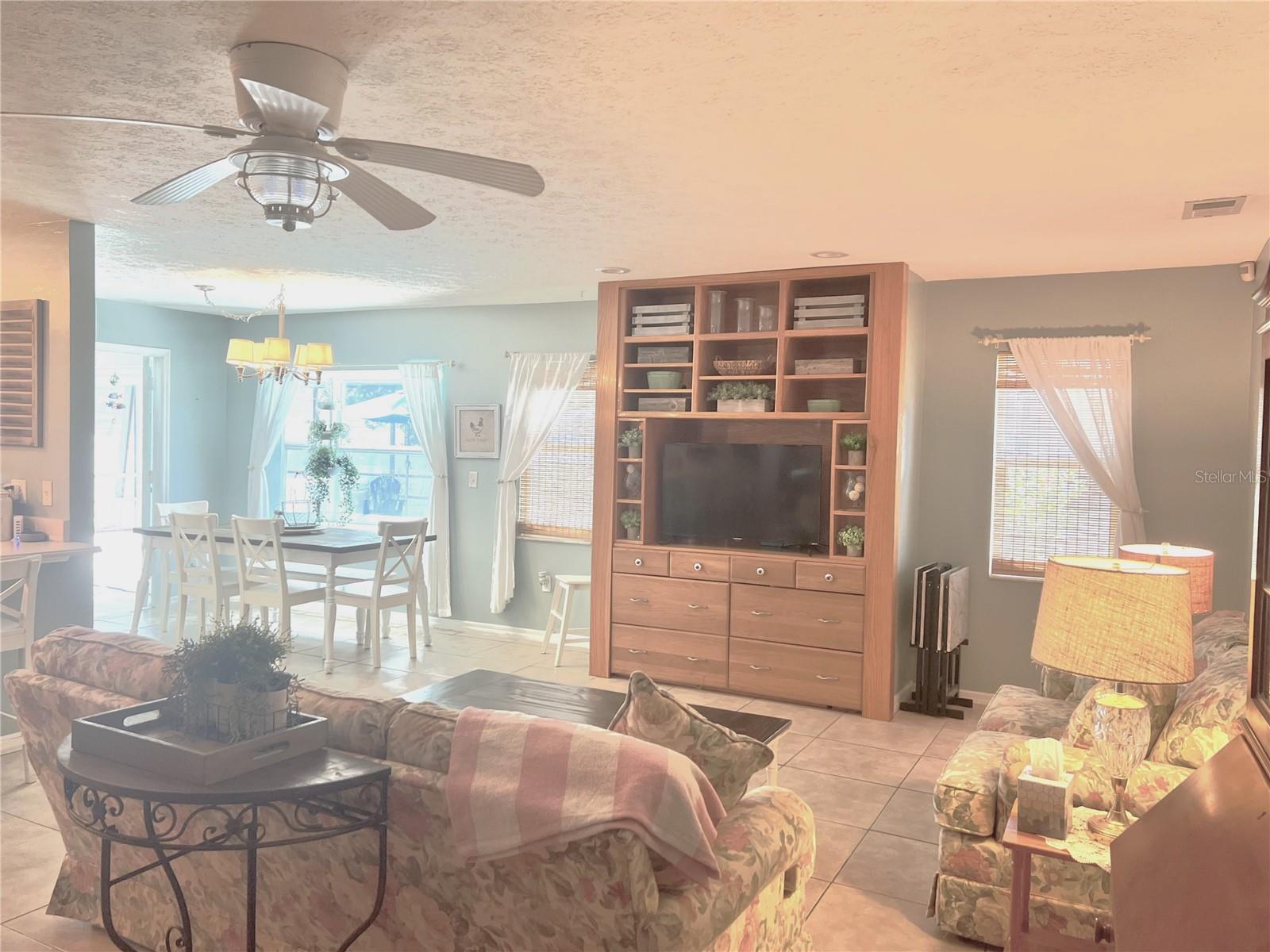 22038 HEATHERWOOD LN