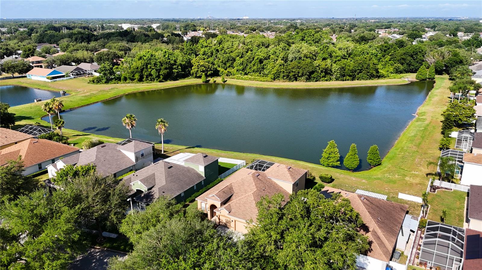 9505 LAUREL LEDGE DR