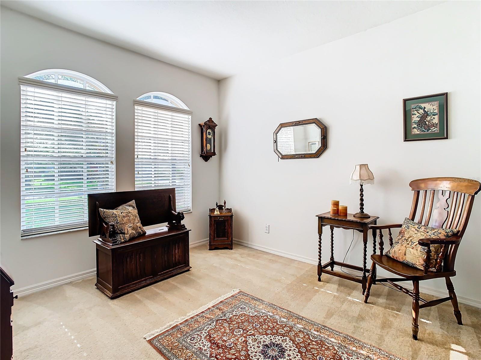 9505 LAUREL LEDGE DR