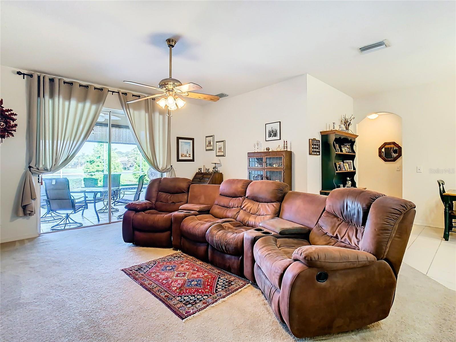 9505 LAUREL LEDGE DR