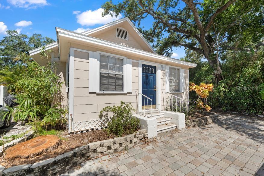 208 VINE AVE #1,2,3,4