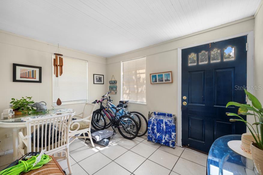 208 VINE AVE #1,2,3,4