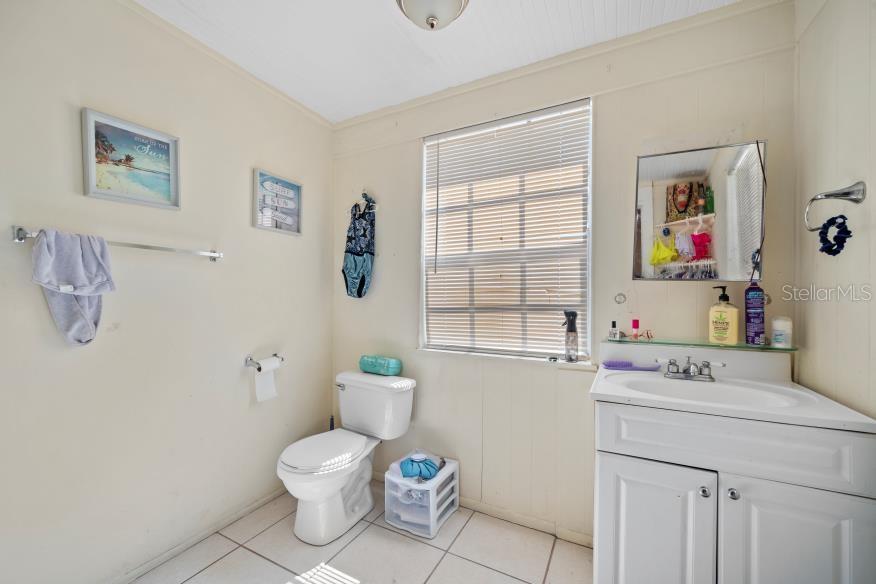 208 VINE AVE #1,2,3,4