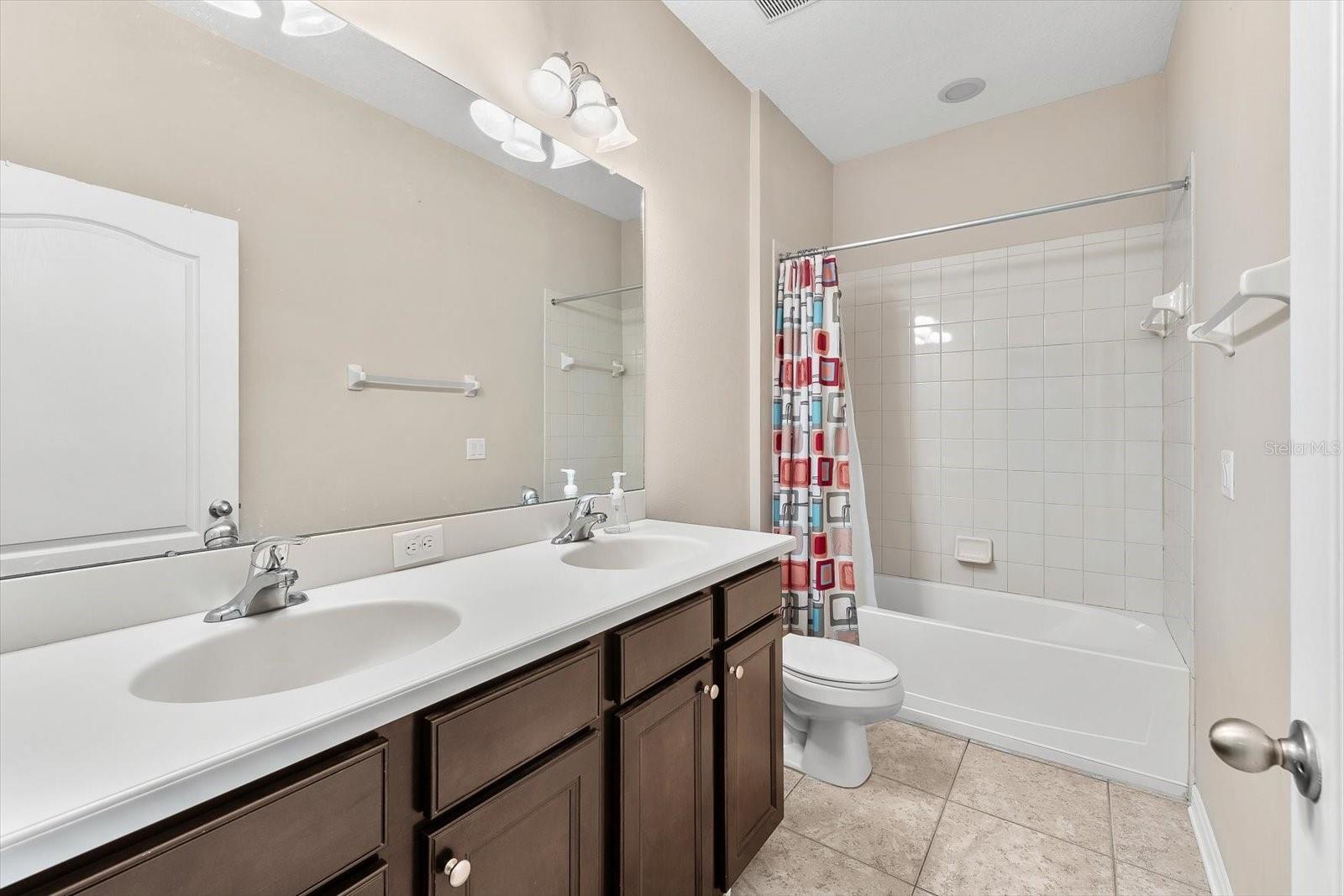 3005 MAPLE SHADE PL