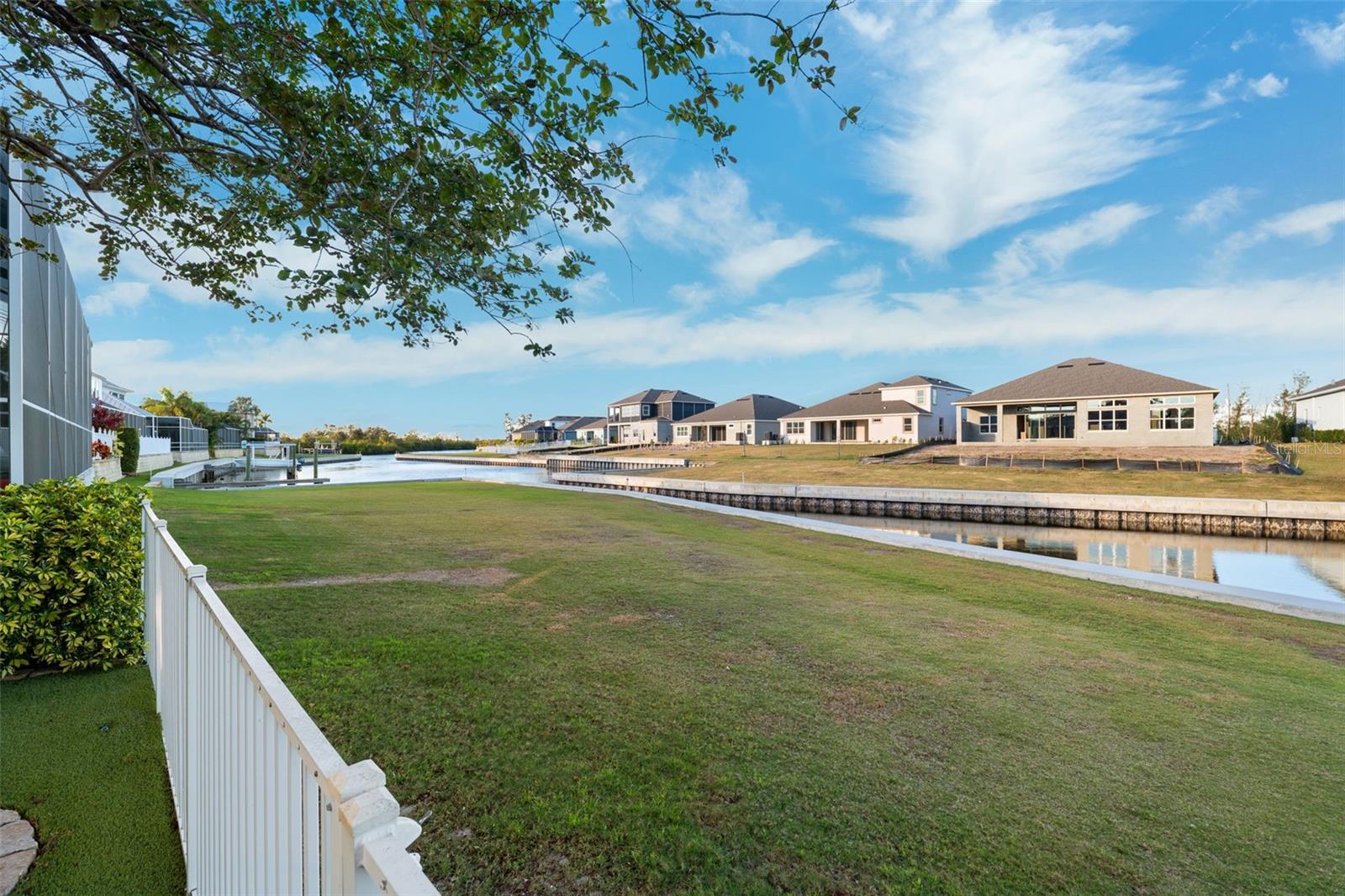 805 ISLEBAY DR