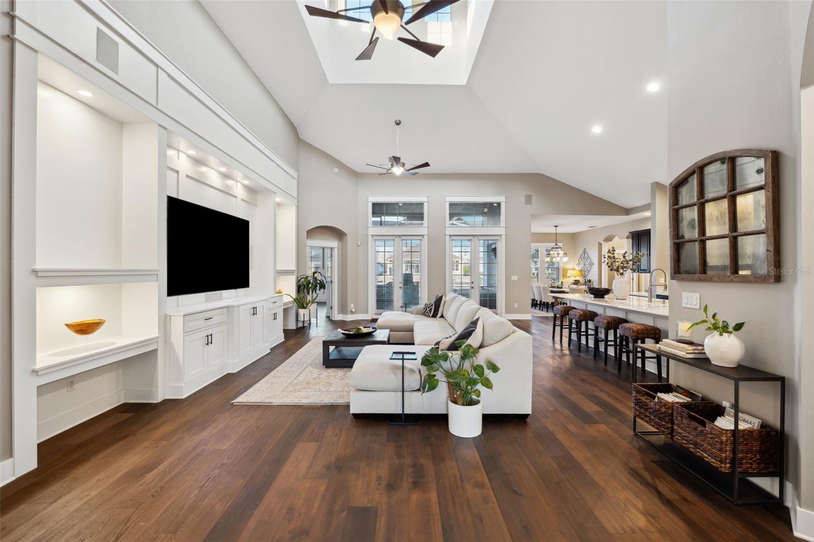 805 ISLEBAY DR