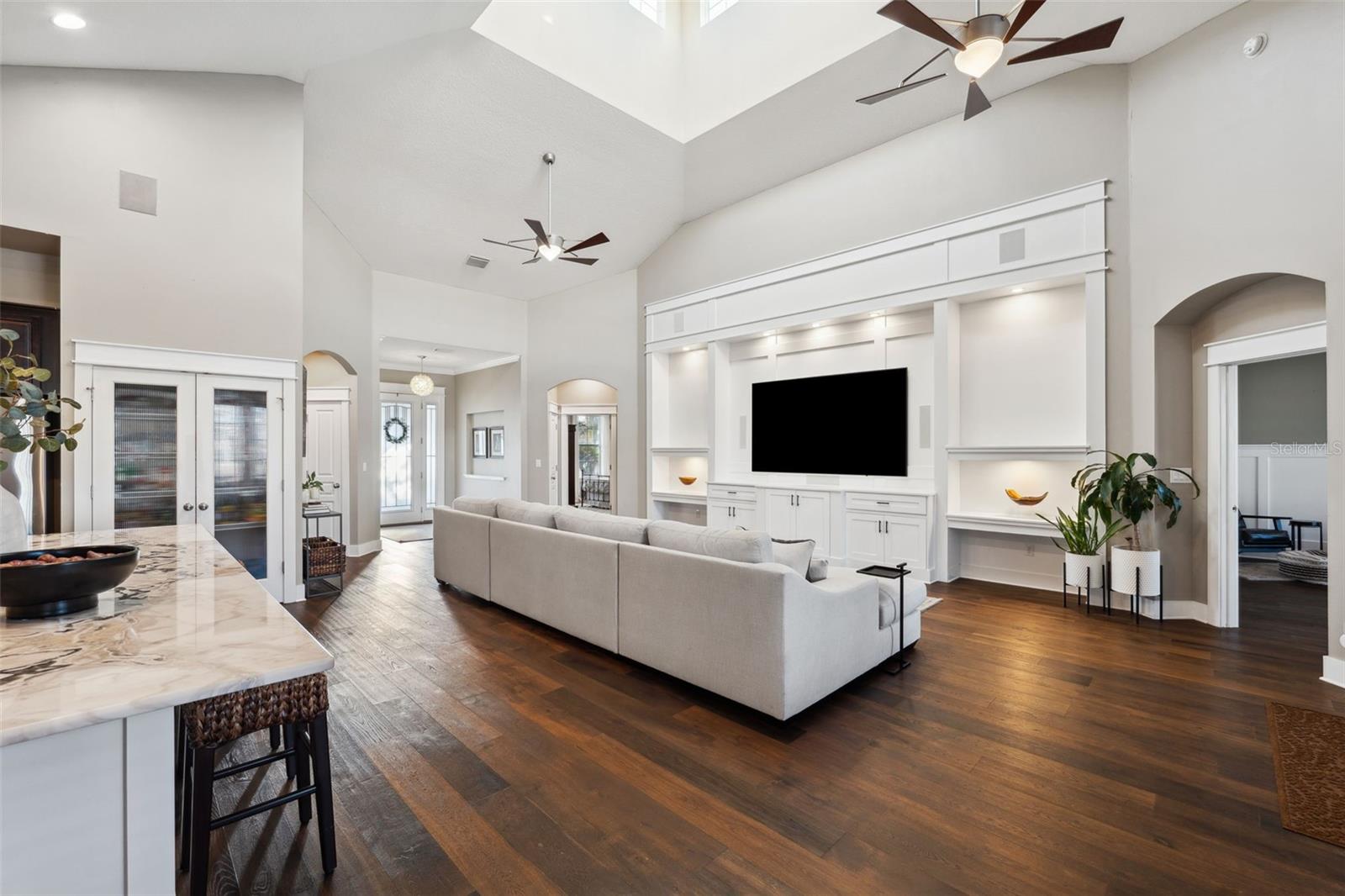 805 ISLEBAY DR