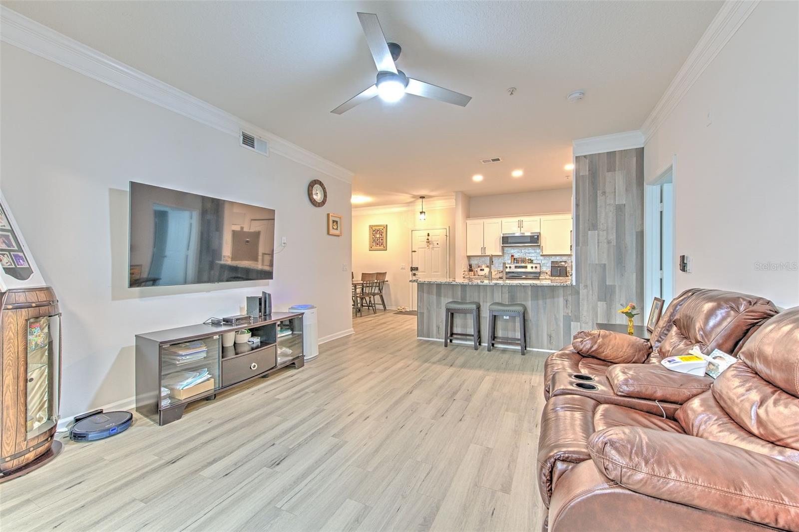 4207 S DALE MABRY HWY #2101