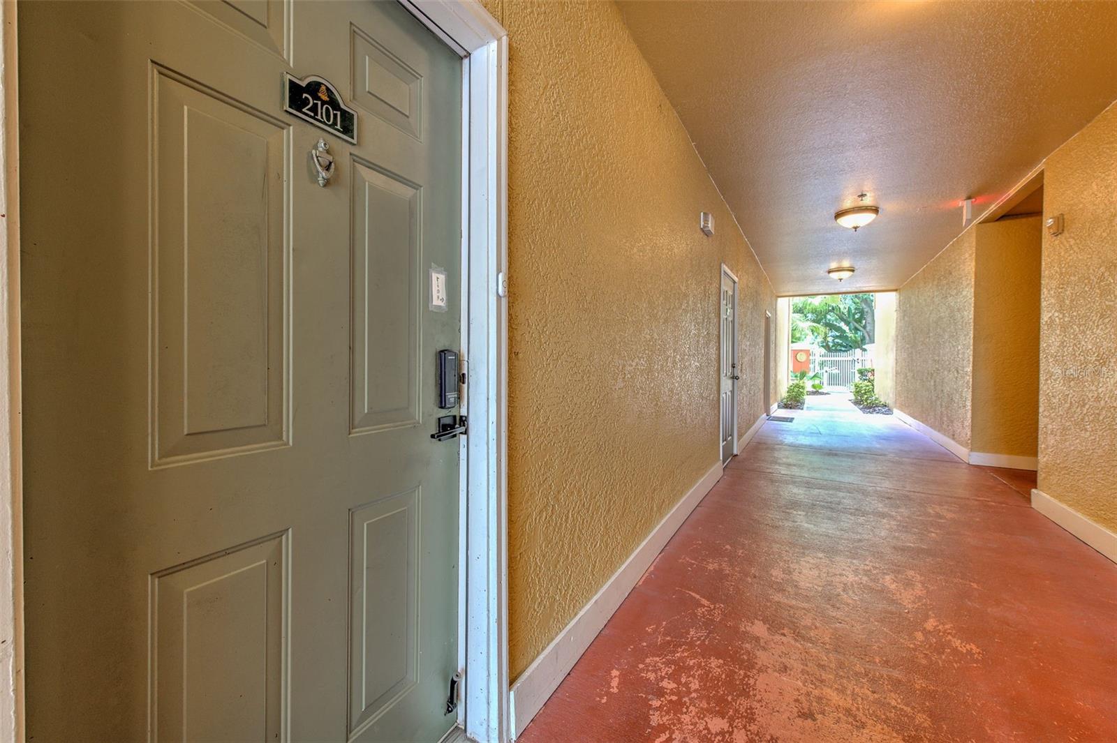 4207 S DALE MABRY HWY #2101