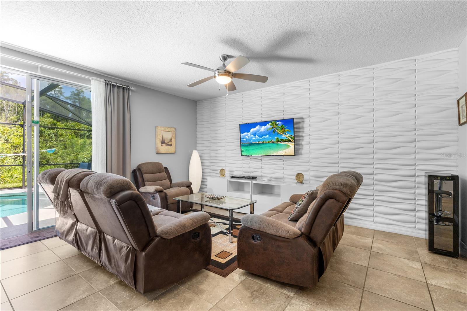 9049 PAOLOS PL