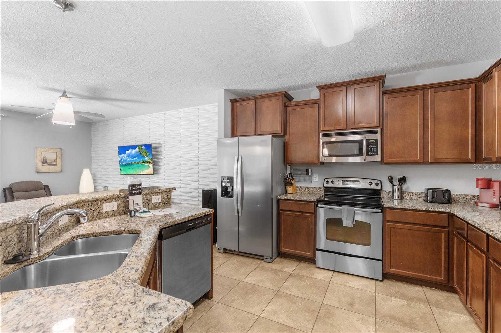 9049 PAOLOS PL