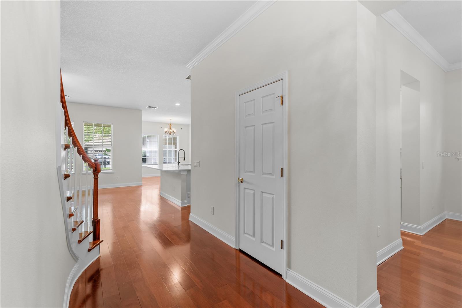 5909 CHURCHSIDE DR