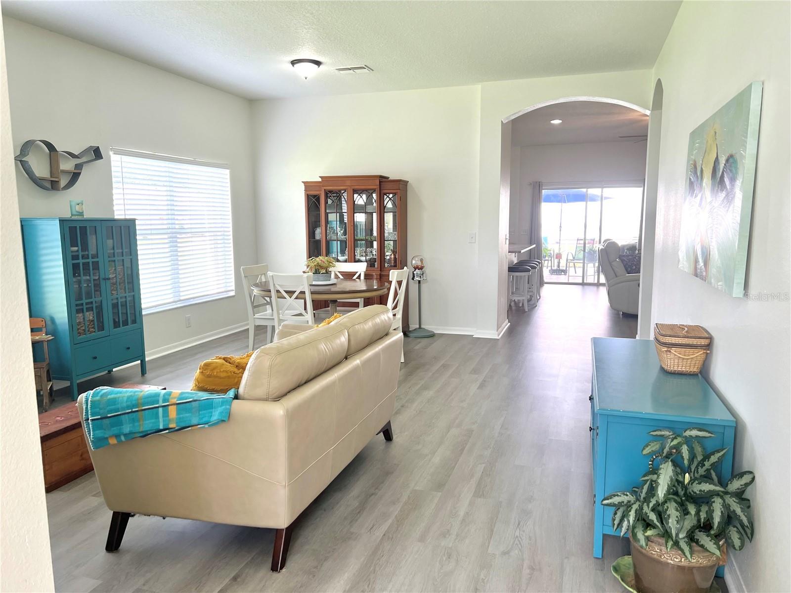 2844 BANYAN HILL LN