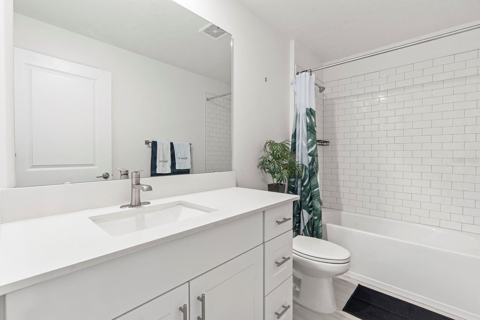 4020 GREAT VESSEL PL