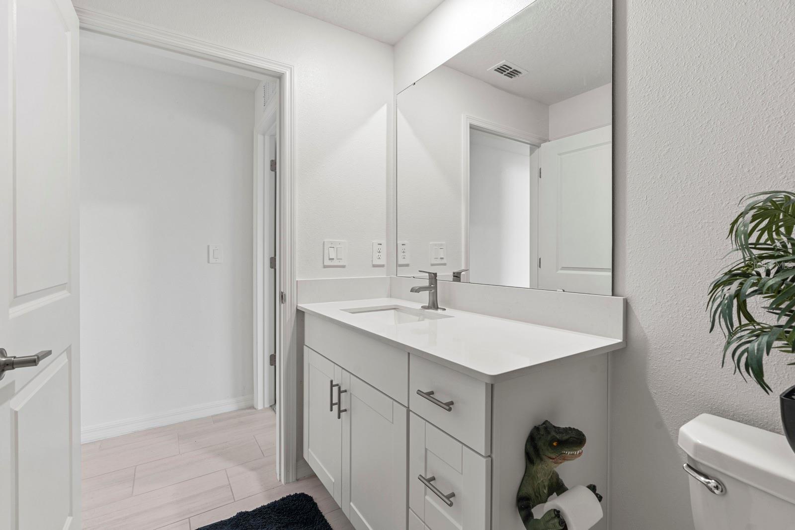 4020 GREAT VESSEL PL