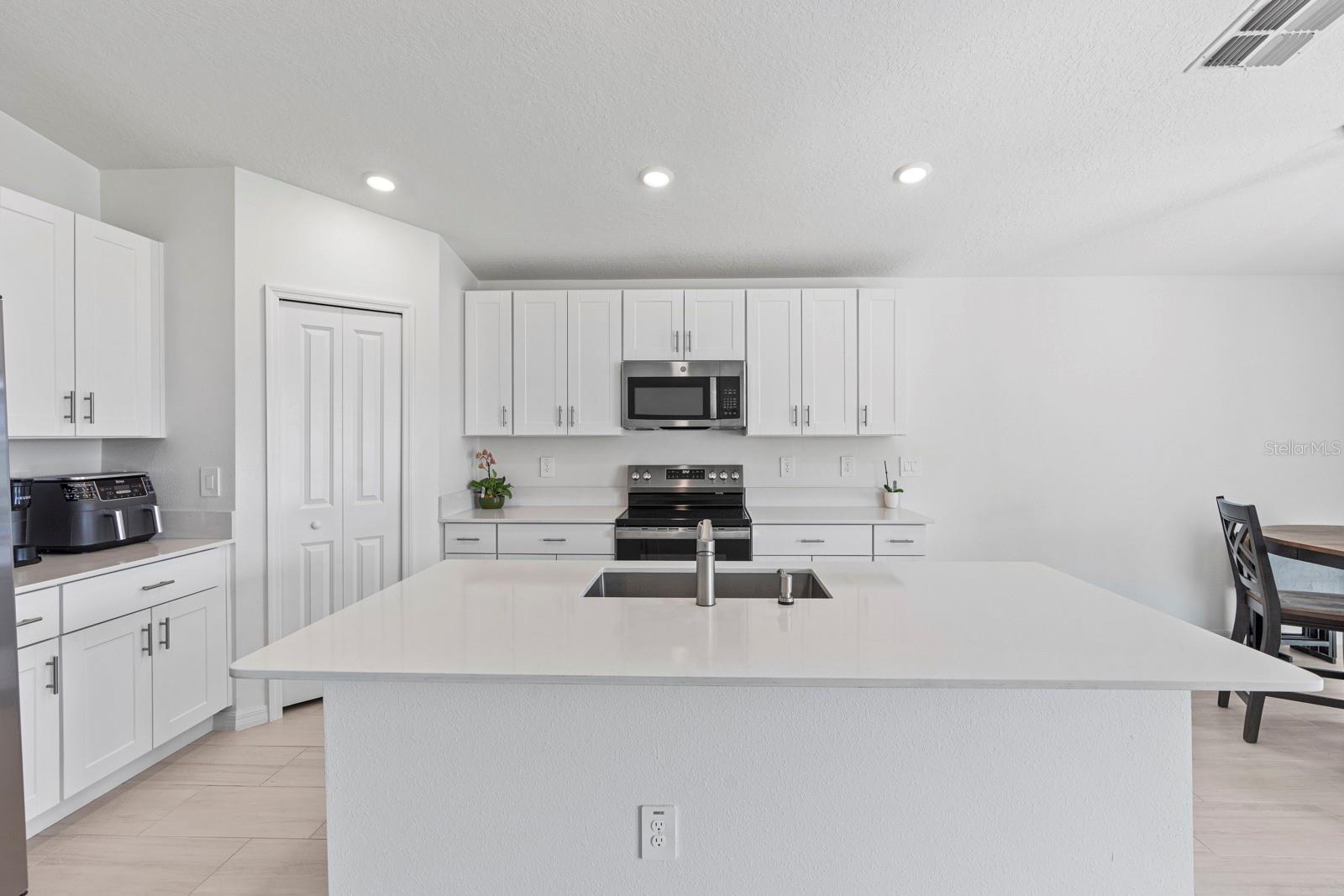 4020 GREAT VESSEL PL