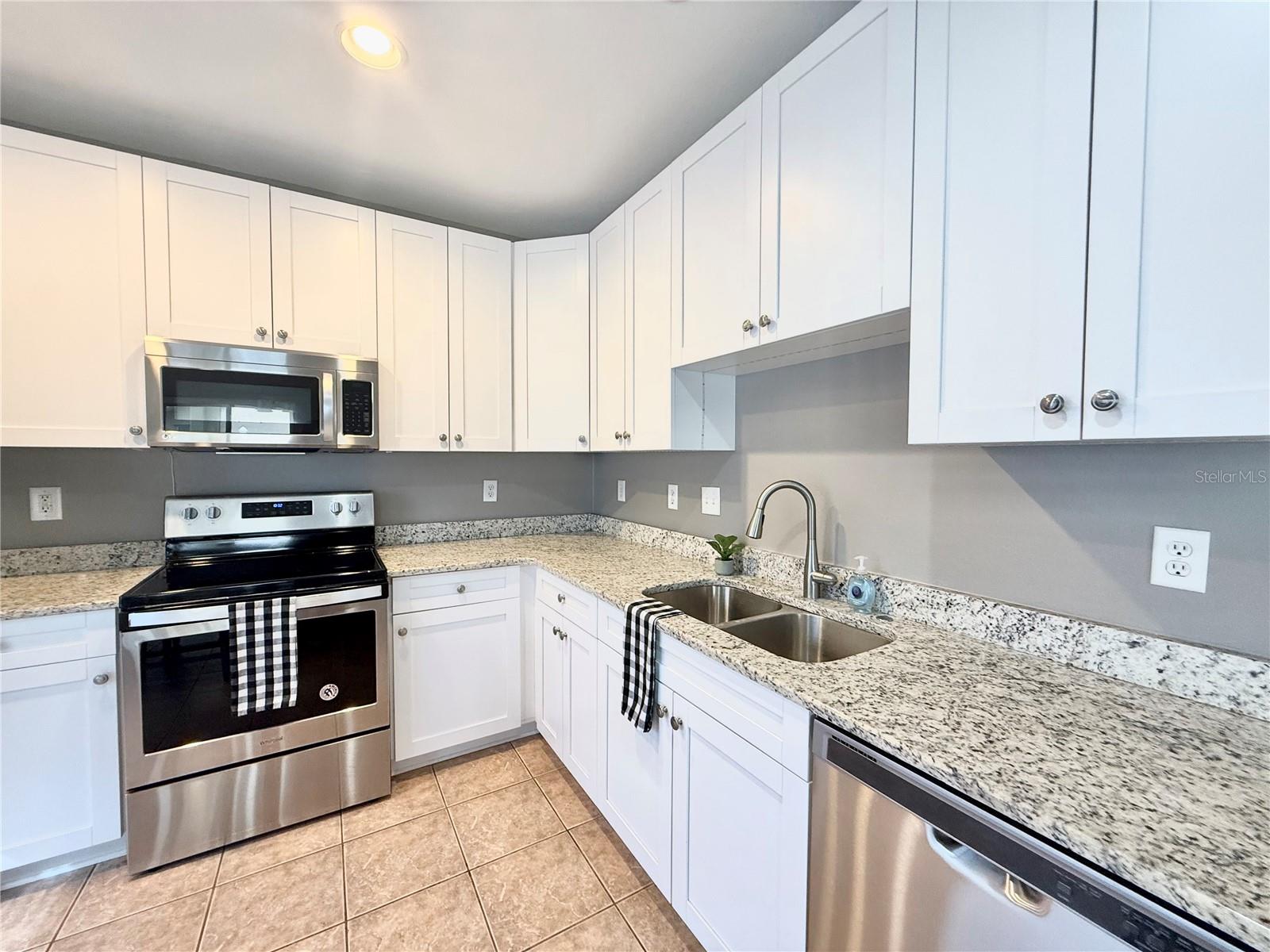 17248 POPPY FIELDS LN