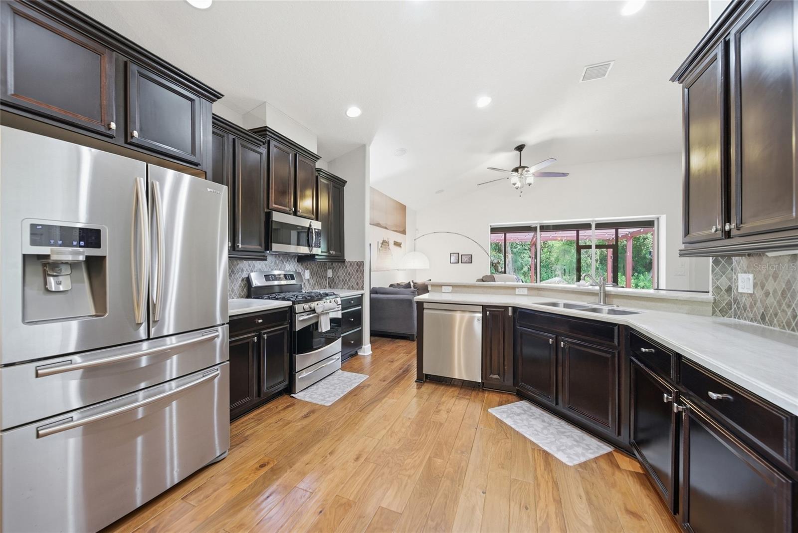10106 CARAWAY SPICE AVE