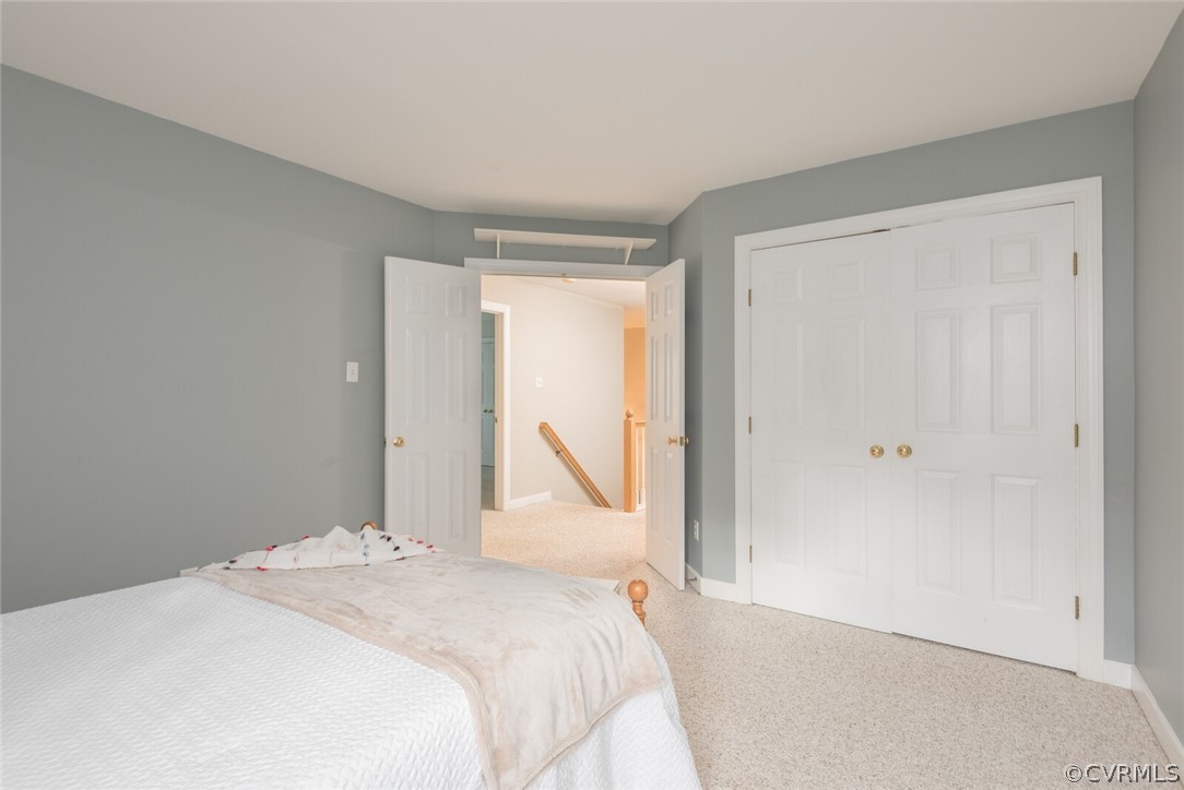 10275 Berkeley Manor Dr