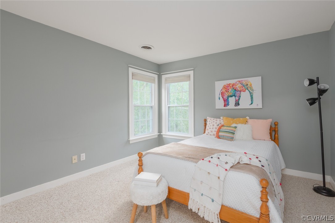 10275 Berkeley Manor Dr