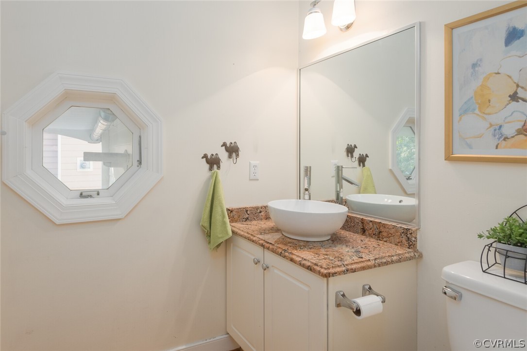 10275 Berkeley Manor Dr