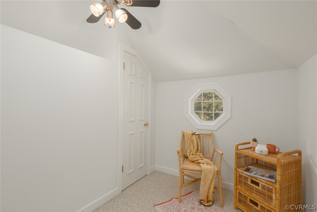 10275 Berkeley Manor Dr