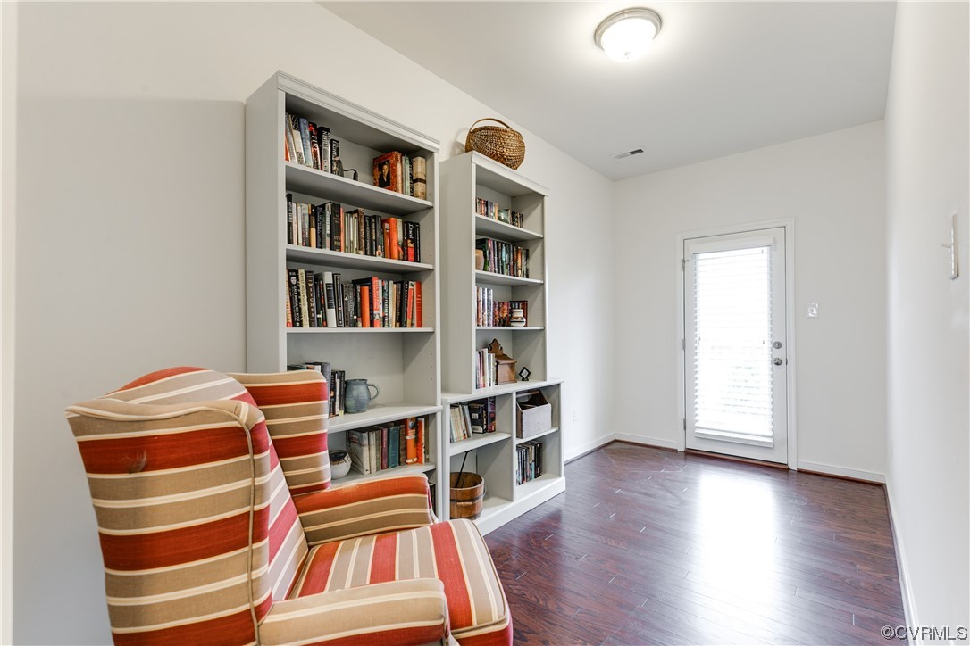 10416 Perennial Dr